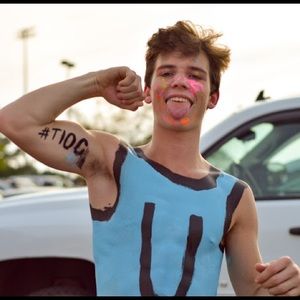 Meet your Posher, Brady